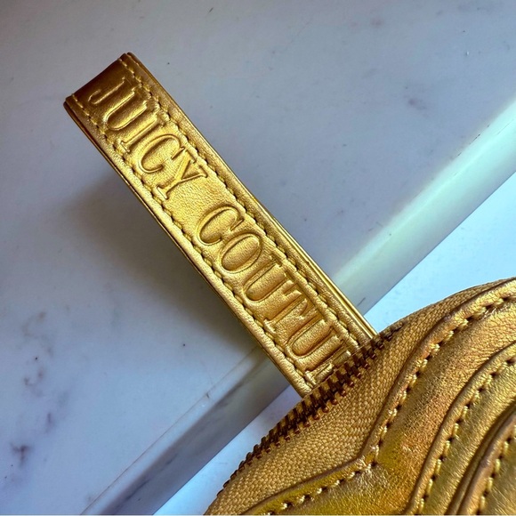 Vintage Juicy Couture Leather Metallic Gold Heart Wristlet - Picture 7 of 8